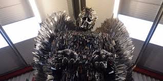 So let's try to understand together. Knife Angel Sculpture Made Out Of 100 000 Knives