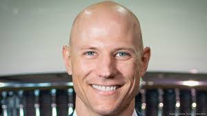 Mark Colson's Instagram, Twitter & Facebook