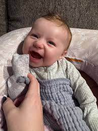 Need suggestions please for a good bottle warmer. It should be able to thaw  the milk from the packets as well. Im using momcozy but its taking too long  to thaw and