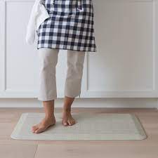 Stand more comfortably on the gelpro newlife designer comfort mat. Newlife By Gelpro Designer Comfort Kitchen Floor Mat 20x32 Tweed Antique White Walmart Com Walmart Com