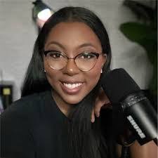 Amber Tuller's Instagram, Twitter & Facebook