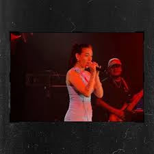 Ya casi es Navidad… pero estos meses se han gozado y la música no ha  faltado. 😎