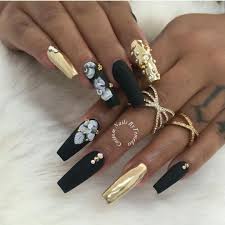 Black And Gold Acrylic Nails Coffin Pin By Queensassy Shumate On Nails Nails Nails Coffin Shape Nails Gorgeous Nails Nail Designs