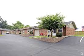 This address can also be written as 307 park charles boulevard north, st peters, missouri 63376. Woodgate Village Apartments For Rent In Saint Charles Mo Forrent Com