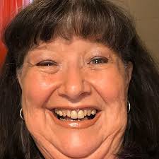 Dangerous Deeds: The Westport Mysteries. Lizzie Book 1 : Prentice, Beth:  Amazon.ca: Books