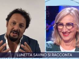 Altre curiosità sull'attore romano brignano ha interpretato un personaggio tifoso della roma in un medico in famiglia , ma lui nella realtà è un accanito tifoso della lazio. Lunetta Savino A La Vita In Diretta La Sorpresa Di Enrico Brignano