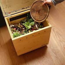 Wurmkomposter Wurmhocker In Der Wohnung 3 Futterung Wurmkiste Kompostieren Wurmkompost