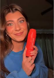 ZERO stickiness this serum moisturizer has been amazing for my dry skin!!  @ABI AMÉ #abiame #summerskin #dryskin #serum