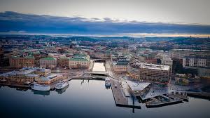 Genom att samordna all kommunal parkering i vår kundportal förenklar vi resandet och gör staden mer tillgänglig. Film Office Goteborgs Stad