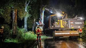 Natürlich werden sie auch frühzeitig über drohende unwetter informiert. 0lsulhknxtdi8m