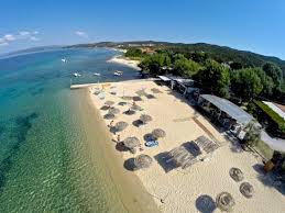 Ouranoupolis princess is a newly built accommodation, located at the entrance of the small picturesque fishing village of ouranoupoli, at the roots of mount athos. Panoramic View Of The Camping Beach And Seaside Restaurant Picture Of Ouranoupoli Camping Bungalows Ouranoupolis Tripadvisor