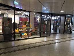 Find out in our new video which looks at the retailer's new stores in paris and amsterdam. Marks Spencer Ouvre Un Nouveau Marks And Spencer Facebook