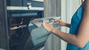 Whether you need to cook in batches, for a large number of people, or you want to cook more than one food at or how to spot the best integrated double oven for the money you're willing to invest? Best Electric Wall Double Ovens 2021 Top Ten Reviews