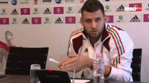 Most már egyáltalán nem törődik az öregedéssel, fiatalon azonban gyakran bizonytalan és. Legiosok Szalai Adam Lemondta A Valogatottsagot Nso