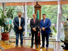 Zenyazen, tras gestión con el INIFED, logra más recursos para  infraestructura educativa de Veracruz
