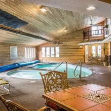 The quality inn lakefront hotel in saint ignace, mi is located near lake huron, mackinac island, the mackinac bridge and kewadin shores casino. Quality Inn 19 Photos 13 Reviews Hotels 561 Blvd Dr Saint Ignace Mi Phone Number Yelp