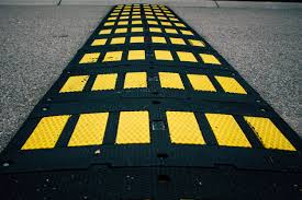 Factors to Consider Before Installing Speed Bumps on Asphalt Pavement