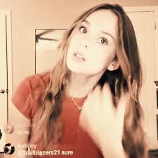 Deanne Hicks's Instagram, Twitter & Facebook