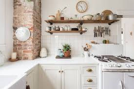 From classic, clean white subway tile to a bold herringbone to a creative and unusual patterned tile, there's no shortage of ideas, along with a myriad of things to consider: Rustic Farmhouse Kitchen Photos And Inspiration Apartment Therapy