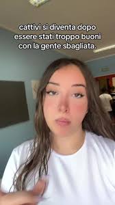 Carmen🥀 (@carmen.mollo)