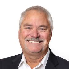 Carl Mickey's Instagram, Twitter & Facebook