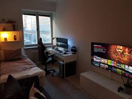 When it comes to decorating a small bedroom, first and foremost, it's important to remember that the layout is everything. 2018 Decoratingagameroomawesome Bedroom Setup Room Design Bedroom Room Design
