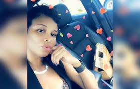 Tia Ross's Instagram, Twitter & Facebook