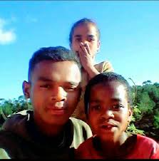 EMBONA SY HANINA'' Tononkalo sy Kalon'ny fahiny ary ireo Sary Taloha