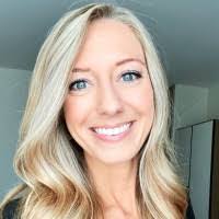 Max Ashley's Instagram, Twitter & Facebook