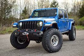 With that kind of performance, you'll take incredible speed to the sand and dunes. New Jeep Gladiator 392 Hemi V8 Engine Option Suggested By Senior Brand Manager Autoevolution