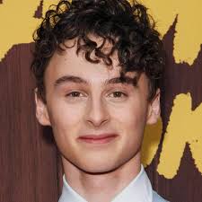 Watch Live TV, Movies, and TV Shows Free Online