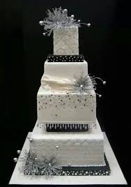 Black And White Wedding Cakes With Bling Pin By Tenfi I Follow Back On Cakes Ii Bling Wedding Cakes Sparkly Wedding Cakes Cake