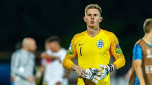Manchester united goalkeeper dean henderson could reportedly be on his way out of the club in january, with the englishman keen to compete with jordan pickford for the england number one jersey. Ole Gunnar Solskjaer Backs Dean Henderson To Become Man Utd England Number One 90min