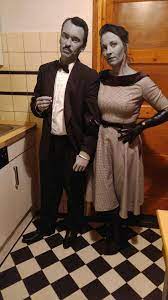 Silent film star halloween costume idea, black and white, grayscale, 1920s, charlie chaplin, flapper. Our Grayscale Halloween Costume Pics
