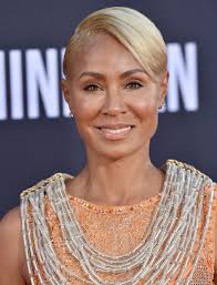 Okay, there is no one best haircut for guys with thinning hair, just like there's no one best treatment for it either (sorry to break that news). 10 Best Hairstyles For Women With Thin Hair According To Experts