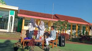 .kencana ciawi 2014 2015 profil smk bhakti kencana tasikmalaya profile smk bhakti kencana tasikmalaya 2019 pelantikan osis smk ciawi pelantikan & angkat sumpah smk bhakti kencana perpisahan smk bhakti kencana angkatan v ta 2016 / 2017 bts yearbook smk bhakti. Smk Bhakti Kencana Ciawi