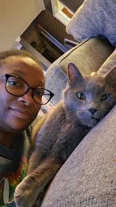 I have been loving TF outta this group!! The gorgeous kitties (and their  humans) and the HUMOR 🤣🤣🤣 Ready to introduce my little children O'  flOOf. The tuxie boy's name is Mu (