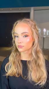 Mobile Make up appts available! Covering  Manchester/hyde/denton/glossop/Stalybridge/. Marple and surrounding areas!  ✨ Message me for times/dates. Offering bridal make up, special occasion  glam!