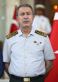 Darbe girişimi sonrası dönemin başbakanı ahmet davutoğlu, cumhurbaşkanı recep tayyip erdoğan ve hulusi akar'la 2015 yaş şurası öncesi çeşitli istişareler yaptığını belirtmiş, bunun üstüne akın öztürk'ün hava kuvvetleri komutanlığı görevinden alınıp yaş üyesi yapıldığını belirtmiştir. Darbecinin Ifadesinde Sakli Olan Hulusi Akar Gercegi