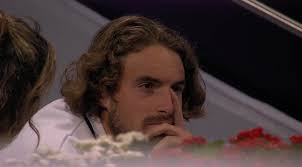 Stef in Paula's box in Doha, this is my Taylor at the Super Bowl : r/tennis