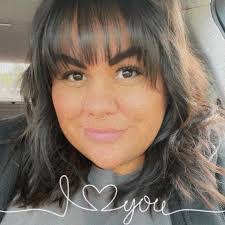 Leia Williams's Instagram, Twitter & Facebook