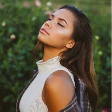 Summer Elliott and Team (@makemeupsummer) • Instagram photos and videos