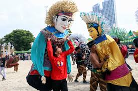 Contoh gambar contoh gambar mewarnai ondel ondel ads link txt inilah contoh gambar contoh gambar mewarnai ondel ondel yang bisa dipakai untuk menggambar ondel ondel menggambar dan mewarnai. Gambar Ondel Shefalitayal