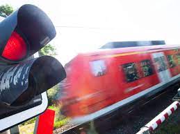 Aktuelle infos zum bahnstreik für leute unterwegs. Eyxlq1 Iu M9dm