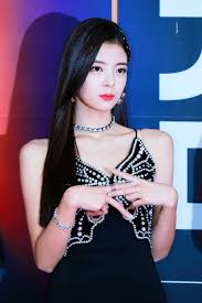 Summerlike On Twitter Itzy Kpop Girls Lia