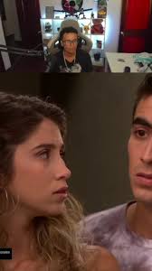 Fani Respondendo A Christopher