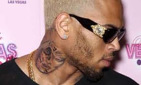 On average, he dates women 3 years older than himself. Chris Brown Under Investigation For Alleged Assault In La Parking Lot Chris Brown The Guardian