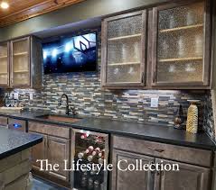 Kitchen cabinets come in many shapes and forms, but only two things actually matter about them; Haas Cabinet Home