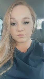 Christina Huett's Instagram, Twitter & Facebook