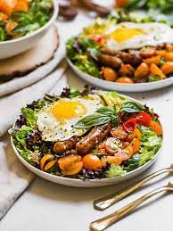 7 Breakfast Salad Recipes That Will Start Your Day Fresh Breakfast Salad Breakfast Salad Recipe Diet Breakfast Recipes